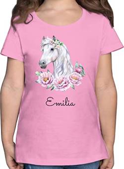 T-Shirt Mädchen - Pferde - Pferdemotiv Pferdekopf Pferd Name - 128 (7/8 Jahre) - Rosa - Shirt Geschenke Tshirt und Kinder pferdefan reiten REIT Sachen für pferden wunschtext Klamotten von Geschenk mit Namen personalisiert by Shirtracer