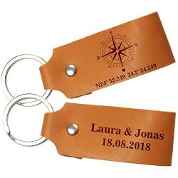 Personalisierter Schlüsselanhänger für Paare aus Leder | Mit doppelseitiger Gravur | Koordinaten | Geschenke zum Jahrestag oder Hochzeitstag für den Partner von Geschenke 24