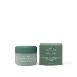 HAAN – Forest Grace Gesichtscreme mit Niacinamid spendet fettiger Haut Feuchtigkeit | 89% natürliche Inhaltsstoffe | Tägliche Feuchtigkeitscreme | Ölfrei | Mit Vit B3 | 50 ml Nachfüllbar und vegan von HAAN