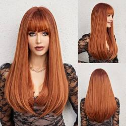 HAIRCUBE Auburn Perücke mit Pony, langes rotes Haar, natürliches Aussehen, hitzebeständige Synthetikperücke, geeignet für den täglichen und festlichen Gebrauch bei modebewussten Frauen, 26 Zoll. von HAIRCUBE