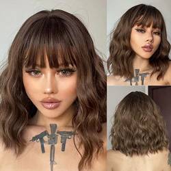 HAIRCUBE Kurze Charming Bob mit Bangs Perücken für Frau Natur Hitzebeständige Synthetische Faser Party/Cosplay/Kostüm/Tägliche Perücke (braune) von HAIRCUBE