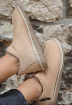 Lammfell Hausschuhe - CINDERELLA BEIGE Schuhgröße: EUR 38 von Hollert