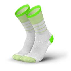 INCYLENCE Stripes V2 Sportsocken lang, leichte Running Socks, atmungsaktive und schweißableitende Kompressionssocken mit Anti-Blasen Schutz, Lauf-Socken für Damen und Herren, 43-46 von INCYLENCE