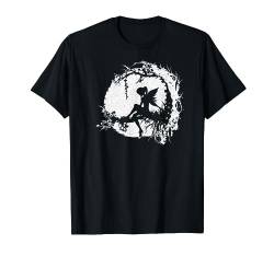 Fairy In A Tree – Fairycore, Cottagecore Grunge Aesthetic T-Shirt von Irreverent Tees