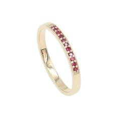 Jay Jools Stapelbarer Ring aus 9-karätigem Gelbgold | Roter Rubin-Half-Eternity-Bandring für Damen und Mädchen, US 11,5 von Jay Jools