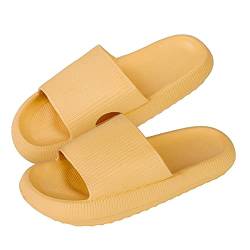 Jodimitty Badeschuhe Damen Cozyslides Hausschuhe rutschfeste Badeschuhe Sommer Strand Pool Sliders, Eva Super Weich Massage Kissen Schlappen Dicke Unterseite Hausschuhe (Gelb, 37/38 EU) von Jodimitty