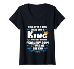 Damen Es war einmal ein König. Februar 2004 Geburtstag T-Shirt mit V-Ausschnitt von König Mann Geburtstag Junge