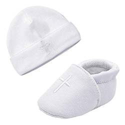 LACOFIA Neugeborene Taufe Schuhe Baby Jungen Weiche Sohle rutschfest Hausschuhe und Bestickter Weiß Beanie Hut Set Pack 2 6-12 Monate von LACOFIA