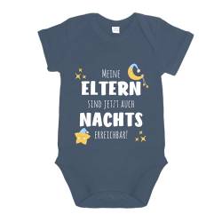 LIEBTASTISCH - Meine Eltern sind jetzt auch Nachts erreichbar! - Baby body kurzarm - Strampler - mit Druckknöpfen - Jungen & Mädchen - 100% Bio Baumwolle (Dunkelblau, 3-6 Monate) von LIEBTASTISCH