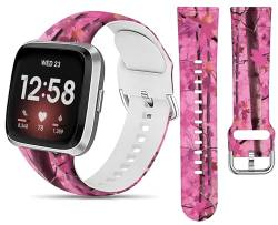 LNZLKING Sportarmband, kompatibel mit Versa 4/Versa 3/Sense 2/Sense für Damen und Herren, elastisches Ersatzarmband für Versa 4/Versa 3/Sense 2 Smartwatch (Pink Camo) von LNZLKING