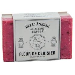 Label Provence - Doppelseitige Peeling-Seife mit französischer Seife – Für Weichmachung, Befeuchtung und Pflege für alle Hauttypen – Kirschblüte und Eselsmilch Duft – 125 g von Label Provence