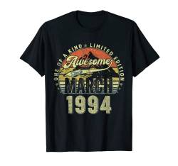 Tolle Geburtstagsgeschenke für Männer seit März 1994 T-Shirt von Legendary Man Birthday March My Legendary Father