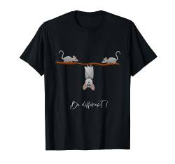 Be Different Lustiger Spruch mit süßer Fledermaus T-Shirt von Lustige Sprüche Geschenk