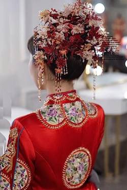 Chinesische Braut Kopfschmuck Tranditional Hochzeit Krone Haar Kamm Haarnadeln Set Bräute Costoume Xiuhe Haar Zubehör 076 von MAFSMJP