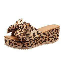 2024 Neu Sandalen Mit Schleifen Damen Retro Keilabsatz Schlappen Sommer Peep Toe Hausschuhe Plateau Pantoffeln Für Outdoor Freizeit Strandschuhe (Color : Leopard, Size : 38 EU) von MEECHI