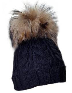 MERRYLAND Mütze Echtfellbommel Pudelmütze ECHTFELL Bommelmütze Hat Real Fur Handmade Fellbommel Echt Fell Strickmütze Bommel Pelzbommel Waschbär Raccoon Pelz von MERRYLAND