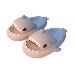 MUYOGRT Shark Slides Cute Shark Slippers Damen Hai Hausschuhe Herren Unisex Super Weich Rutschfest Badelatchen Badeschuhe für Sommer(Rosa Blau,36/37) von MUYOGRT