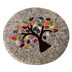 Maharanis Lebensbaum FAIRTRADE Tree of life handgefilzter Untersetzer 21 cm graumeliert bunt bestickt, 21 cm, Grau Meliert von Maharanis