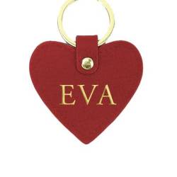 Schlüsselanhänger in Herzform personalisiert | Leder Schlüsselanhänger Herz mit Namen| ca. 6,5 cm | Geprägter Anhänger für den Schlüssel aus weichem genarbtem Leder | Geschenk für Damen | (Rot) von Mein MONOGRAMM