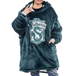 Merchoid Harry Potter: Slytherin Oversized Blanket Hoodie - Bequeme, weiche, warme Plüsch-Kapuzendecke für Damen und Herren mit Sherpa-Fleece-Futter und Taschen, grün, One size von Merchoid