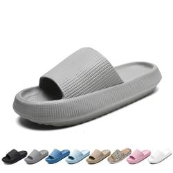 Merdoo Cozislides Original Damen Hausschuhe Herren Rutschfeste Schnell Trocknende Badelatschen Dicke Sohle Badeschlappen Weich Wolkenschuhe Leichte Cloud Slippers Cozy Slides Unisex Grau 42-43EU von Merdoo