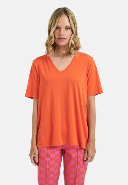 T-SHIRT WITH V-NECK AND YOKE WITH P von Milano Italy