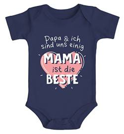 MoonWorks® Baby Body mit Spruch Papa und ich sind Uns einig Mama ist die Beste Herz Bio-Baumwolle Jungen & Mädchen Navy 3-6 Monate von MoonWorks