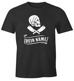 MoonWorks® Herren T-Shirt Koch lustig eigener Namen personalisierbar Piratenmotiv Totenkopf gekeuzte (Küchen) Messer Fun-Shirt Spruch anthrazit M von MoonWorks