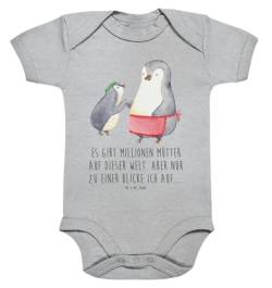 Mr. & Mrs. Panda 3. - 6. Monat Organic Baby Body Pinguin mit Kind - Geschenk, Lieblingsmama, Bruder, Pinguine, Babystrampler, Baby Erstausstattung, von Mr. & Mrs. Panda