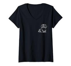 Damen Süßer kleiner Dackel in liegender Pose als Motiv auf Brust T-Shirt mit V-Ausschnitt von MyAnimal - Your Favourite Animal Wear