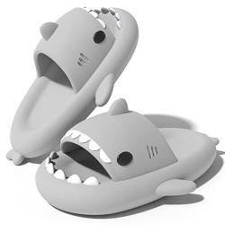 NIBESSER Damen Hai Hausschuhe Shark Slides Herren Shark Slippers Lustige Rutschfest Cloud Unisex Slides Badelatchen Badeschuhe Open Toe Shark Badeschlappen Strand Sommer(Grau,38/39EU,3.5CM) von NIBESSER