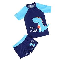 Kinder Junge Badeanzug Bademode Zweiteiliger Kurzarm UV-Schutz Bade-Set T-Shirt Badeshorts mit Badekappe (Blue, 104-110CM) von Natashas