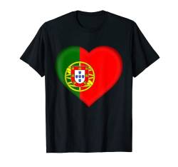 I Love Portugal | Portugiesische Flagge Herz Outfit T-Shirt von National Pride Country Roots Retro Gift Idea Tee