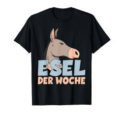 Esel der Woche lustig Fußball und Sport Tollpatsch T-Shirt von NextLevel Merch