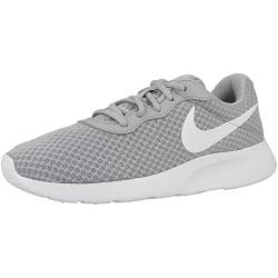 Nike Damen Tanjun Sneakers, Wolf Grey White-Barely Volt-Bl, 38.5 EU von Nike