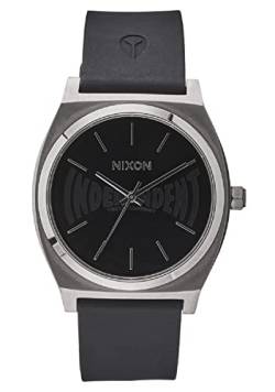 Nixon Herren Analog Quarz Uhr mit Silikon Armband A1350-131-00 von Nixon