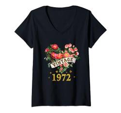 Damen Vintage 1972 Lustiges süßes Blumenherz zum 52. Geburtstag T-Shirt mit V-Ausschnitt von OMG Its My Birthday Happy Birthday Shirts