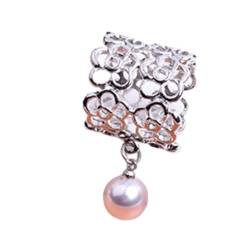 Vintage Scarf Buckle Brooches Pins Hollow Rose Scarves Clip Brooch Tube For Women Simulated Pearl Jewelry Accessories (Color : B, Size : One size) von ONDIAN