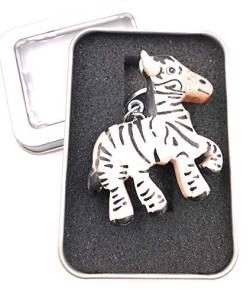 Onwomania - "-Zebra Wüste Bergzebra Schlüsselanhänger inkl. Geschenkbox - Glücksbringer Geschenk z.B. für den besten Freund, die beste Freundin, Mama - Für Männer, Frauen & Kinder von Onwomania