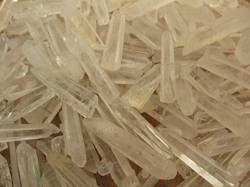 PIUHRKLEVD 2,75 Pfund natürlicher großer klarer Bergkristall, rau von PIUHRKLEVD