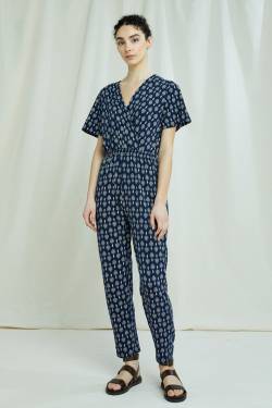 Isabella Motif Print Jumpsuit aus Bio Baumwolle, Baumwolle von PeopleTree