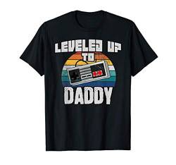 Leveled up to Daddy Vater Werden Geschenk 2021 T-Shirt von Promoted To Funny Gifts Stuff