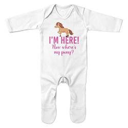 Baby Strampler mit Aufschrift "I'm Here Now Where's My Pony", für Reiten, Geschenk für Baby Gr. 0-3 Monate, weiß von Purple Print House