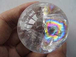 QPLAHANBUA Natürliche klare Quarz-Regenbogenkugel, Kristallkugel, 119 g ZANLIIYIN von QPLAHANBUA