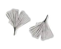 Mittelgroße Ginkgo-Blatt Ohrstecker aus mattiertem 925 Silber - leichte schöne Ohrstecker mit Ginkgo-Motiv, Handarbeit aus Deutschland von Quality4You