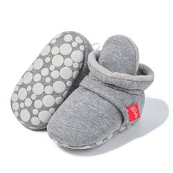 RVROVIC Baby Jungen Mädchen Kuschelige Fleece-Schuhe mit rutschfester Unterseite, Warme Wintersocken(2-DunkeGrau, 0-6 Monate) von RVROVIC