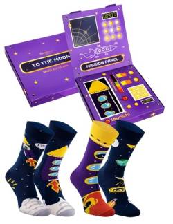 Rainbow Socks – Space Socks Box – 2 Paare Baumwollene Socken für Frauen und Männer, zum Verschenken - Astronomie, Sterne, Planeten, Raumschiffe, Raketen und Weltall - Größe 41-46 von Rainbow Socks