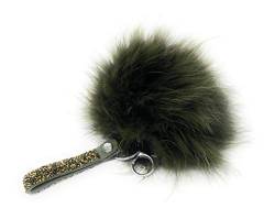 Realkontor XXL Taschenanhänger mit Strass-Stein-Band, Schlüsselanhänger Bommel Pelzbommel Pompon Pelz Fell Echtpelz, Zartgrün, XXL 16-20 cm Durchmesser von Realkontor