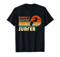 World's Okayest Surfer - Lustiger Retro Surfing Sport T-Shirt von Retro Vintage Sport Clothing Co.