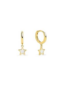 SINGULARU - Star White Enamel Hoop Earrings - 925 Sterling Silber 18Kt vergoldetes weißes Emaille Ohrringe - Ohrringe mit Congo/Klick-Verschluss. - Damenschmuck von SINGULARU